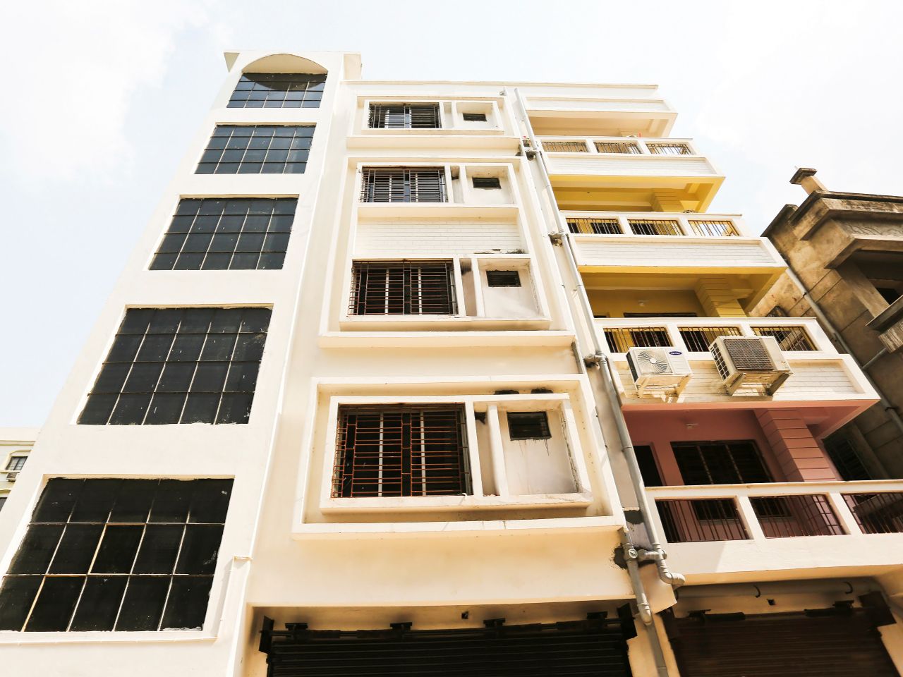 Red velvet Inn in Kolkata