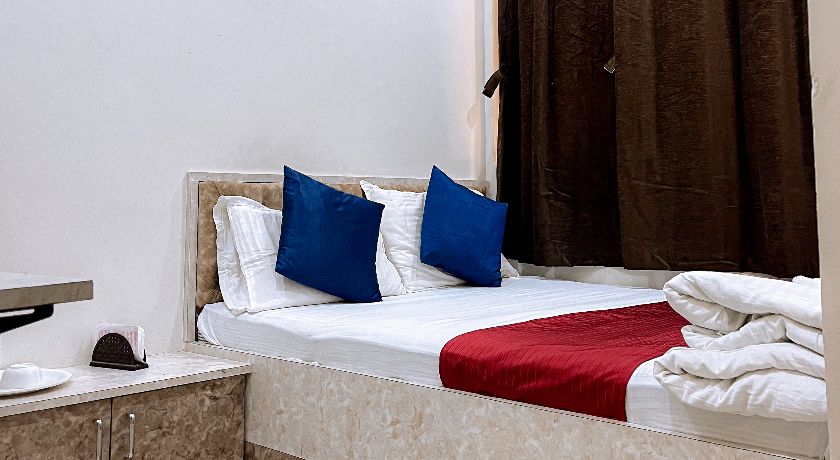 Hotel Make My Day in Navi Mumbai