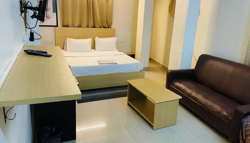 The Jumbo Stay in Kolkata