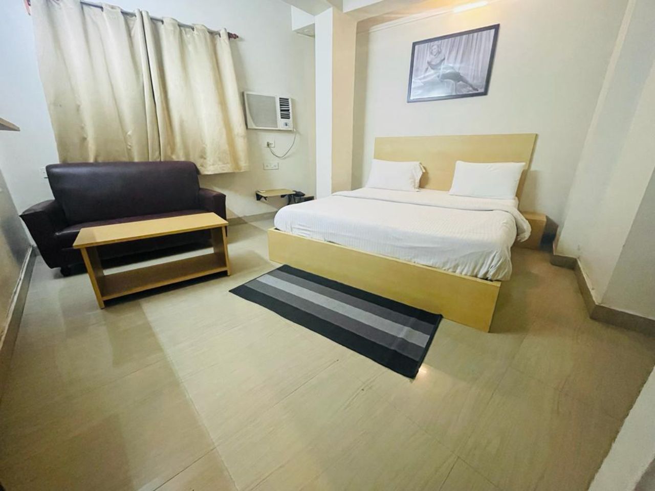 The Jumbo Stay in Kolkata