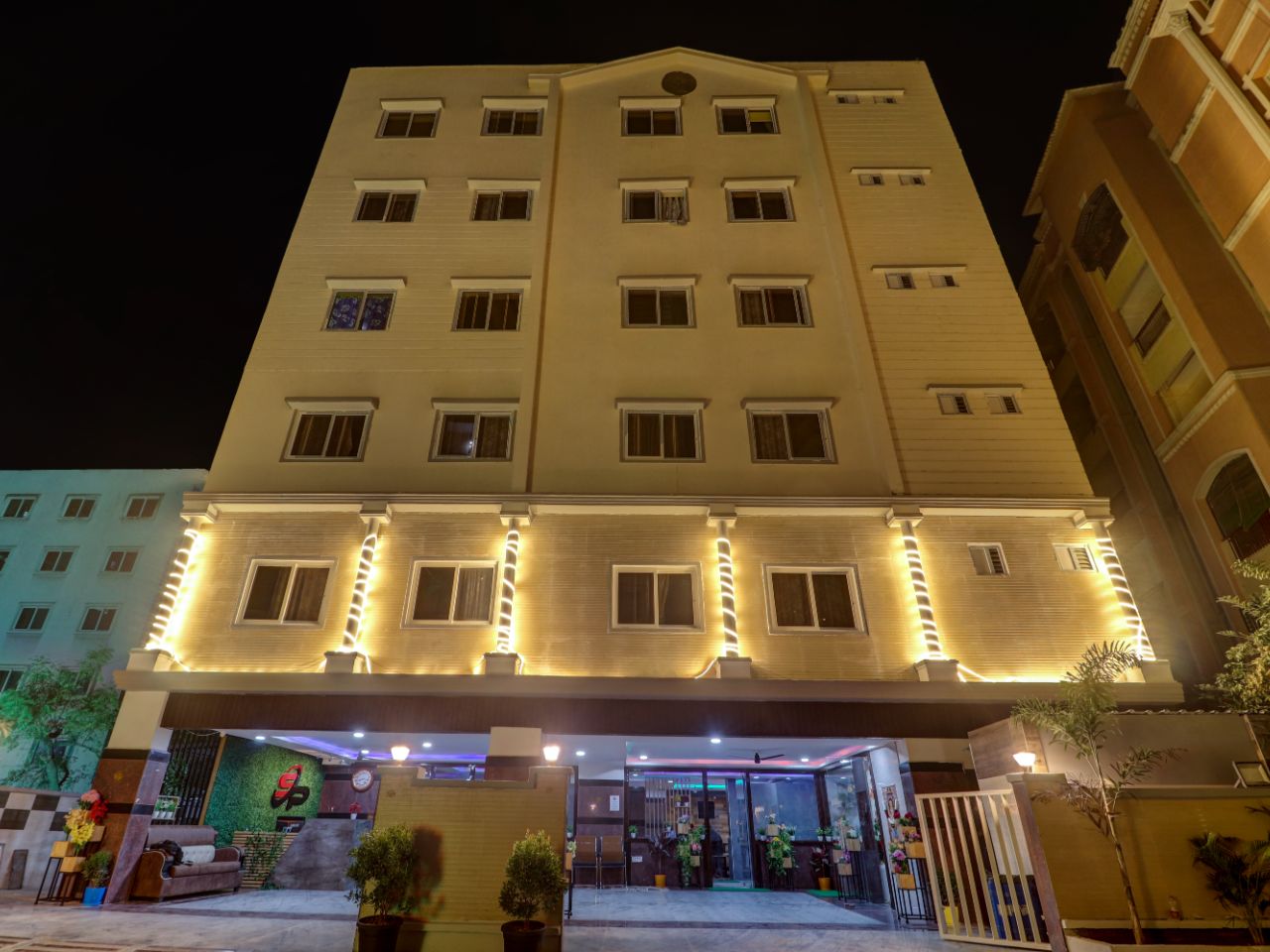 Sai Poojitha Guest House in Hyderabad