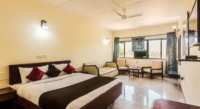 Lions Den Resort in Lonavala