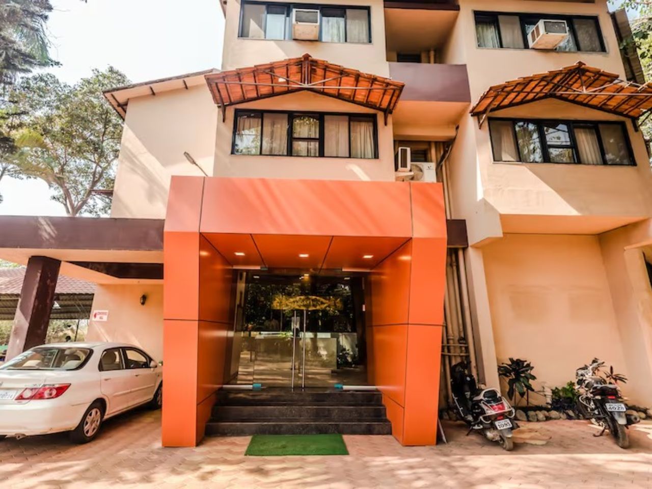 Lions Den Resort in Lonavala