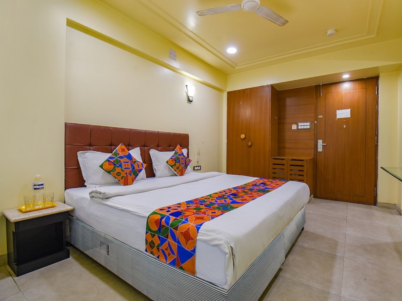 Hotel SR Rooms in Pune