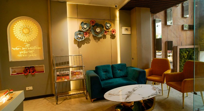 Hotel Familia in Lucknow