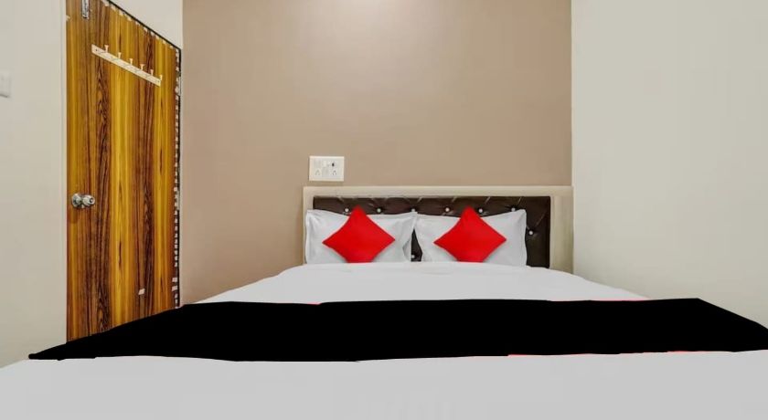 Hotel Relax palace in Mumbai