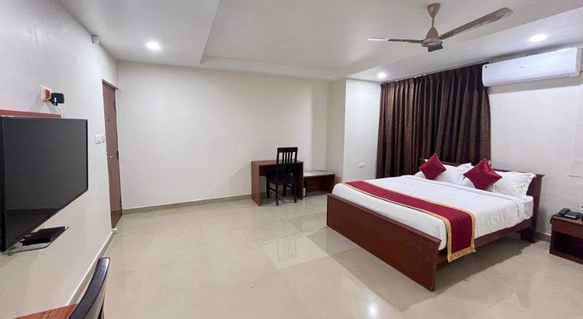 Hotel Royal Flora in Bangalore