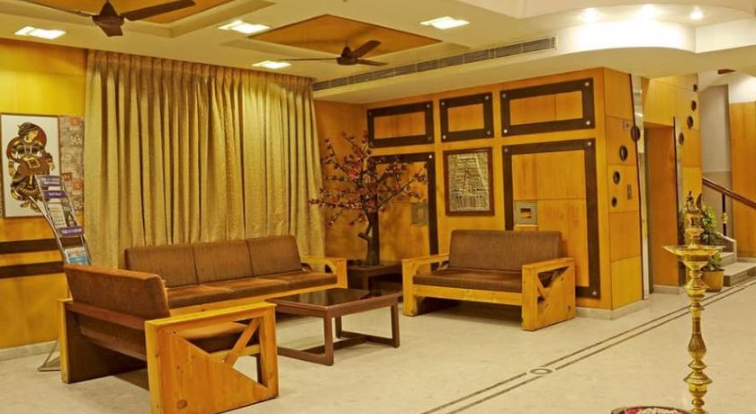 HOTEL MAYAS in Trichy