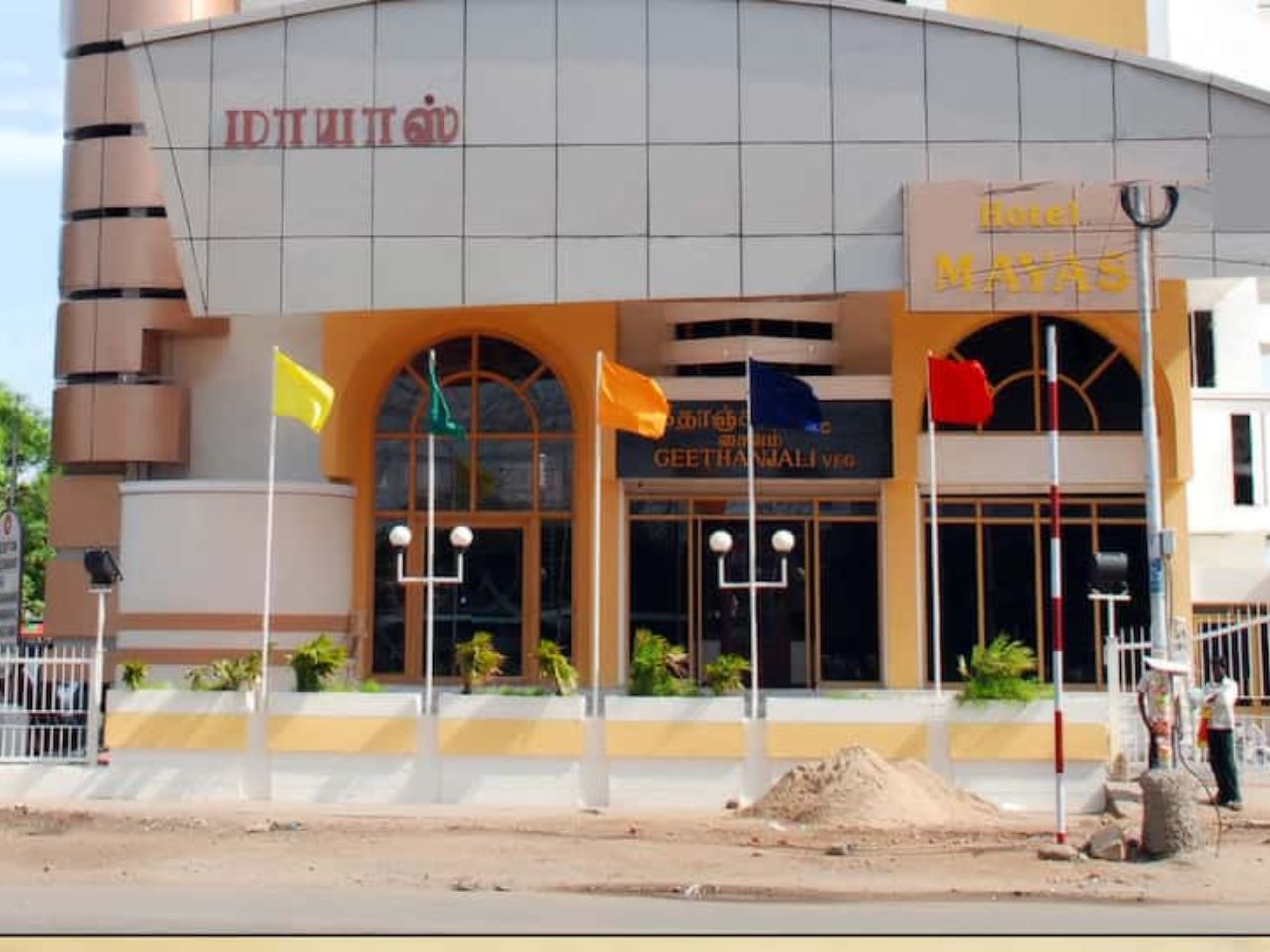 HOTEL MAYAS in Trichy