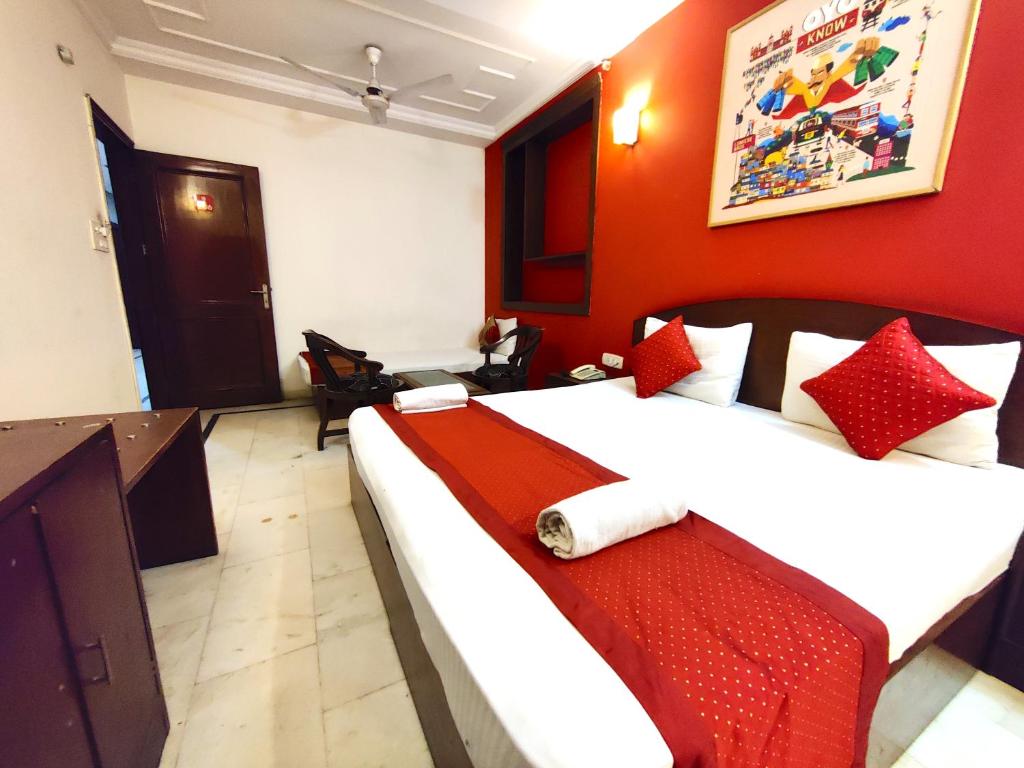 Hotel Unistar in Delhi