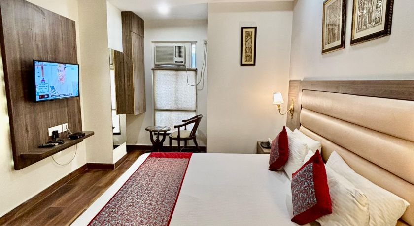 Hotel Satyam in Delhi