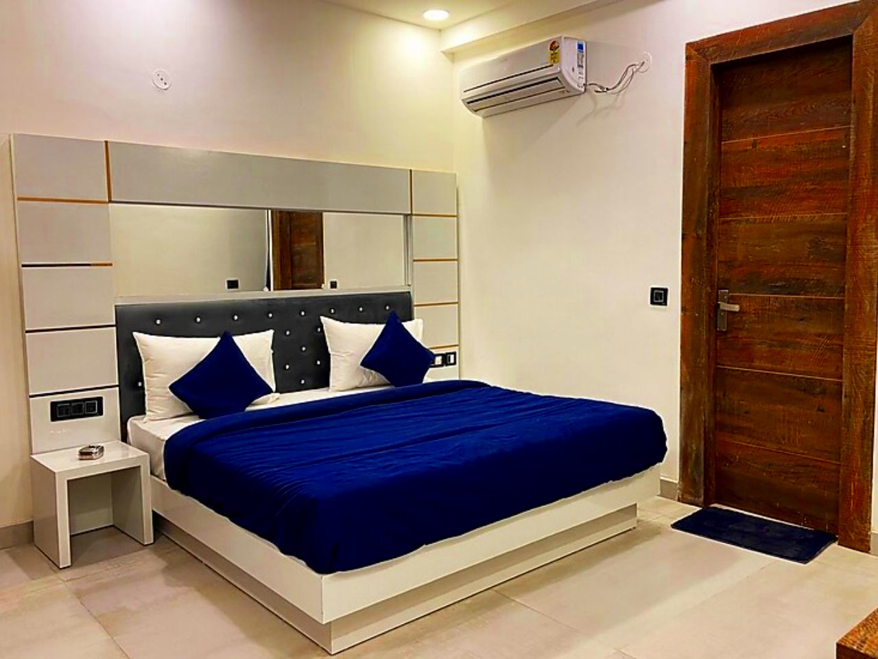 Hotel Metro stay By F9 Hotels in Noida