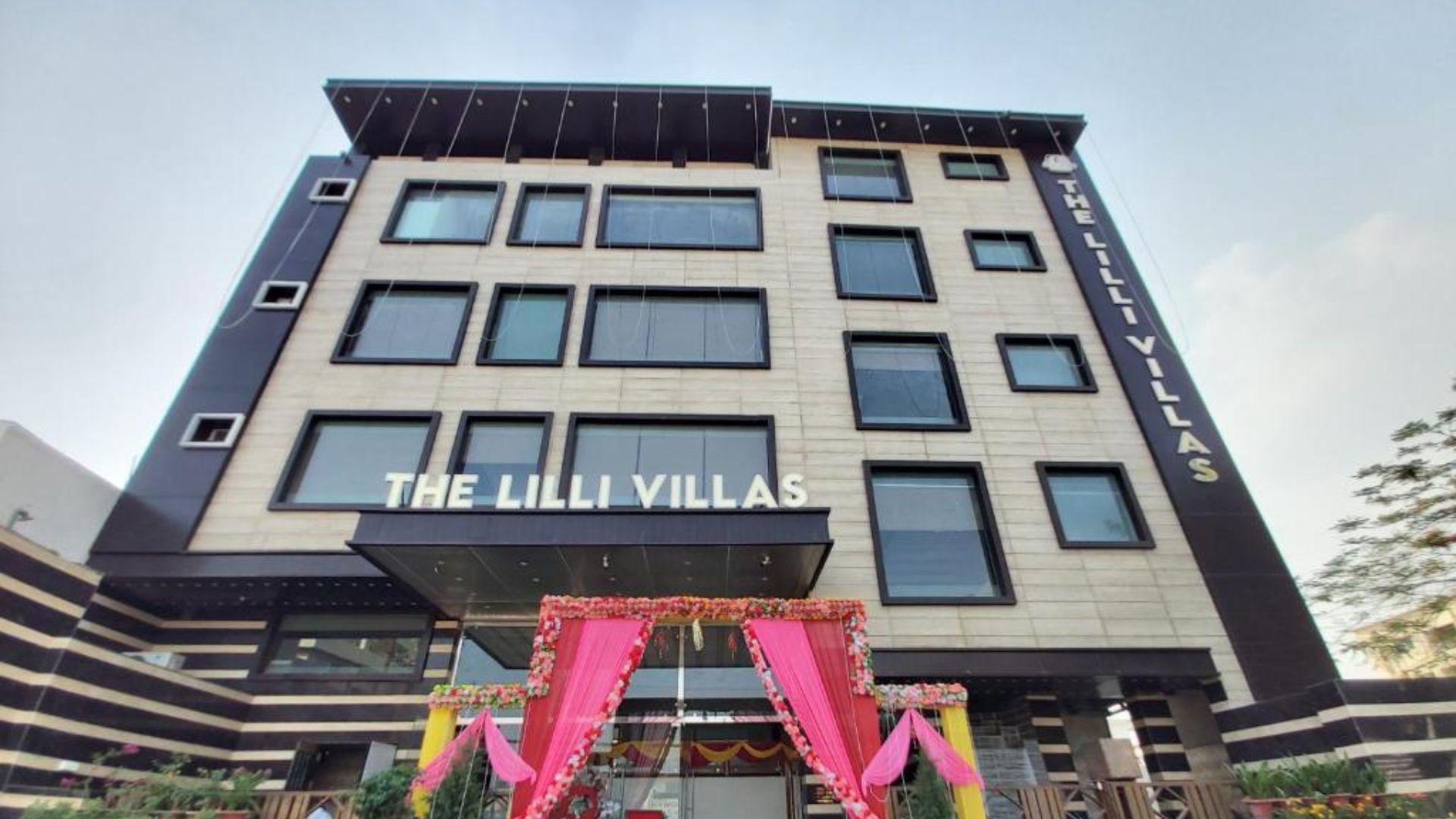Hotel Lilli Villas in Lucknow
