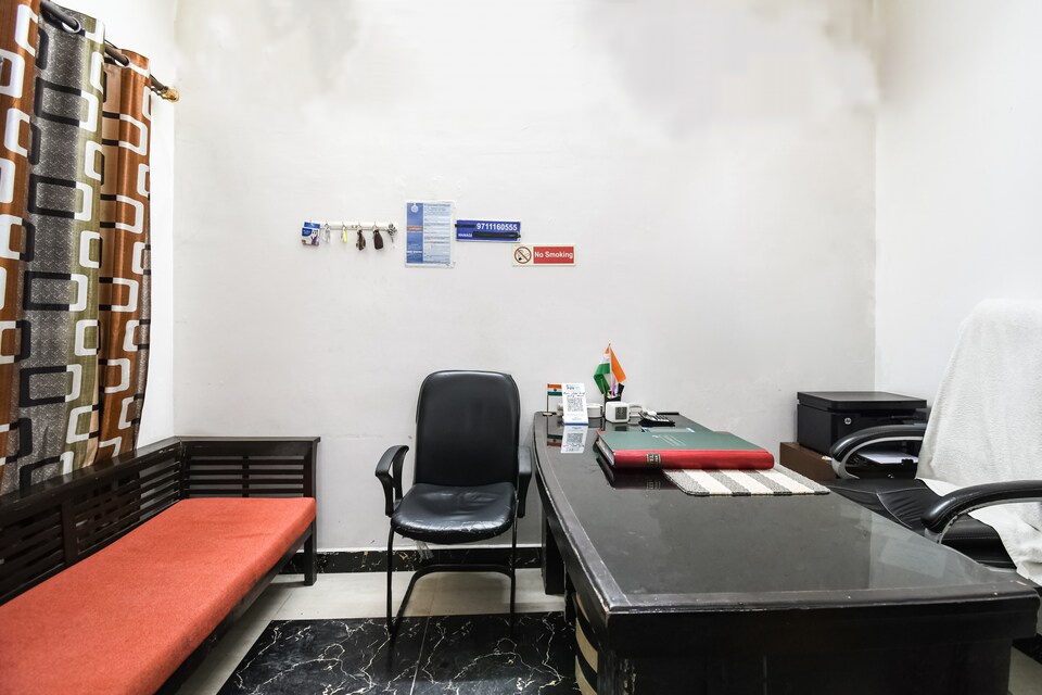 Hotel Devi Palace Inn in Gurgaon