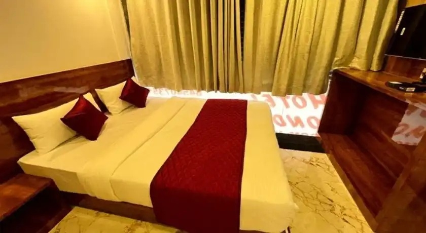 Hotel Delmond Prime in Mumbai