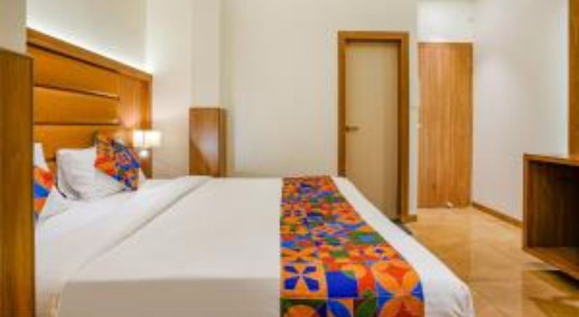 Hotel Landmark Aura in Navi Mumbai