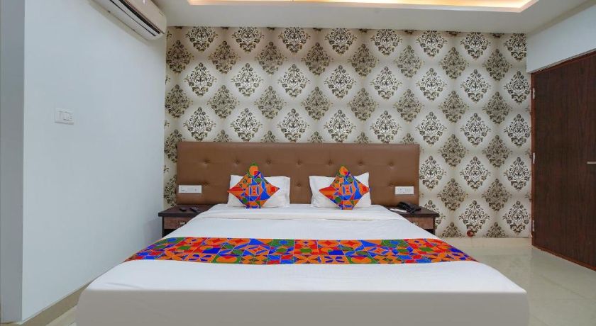 Krishnas Landmark Business Hotel in Bangalore