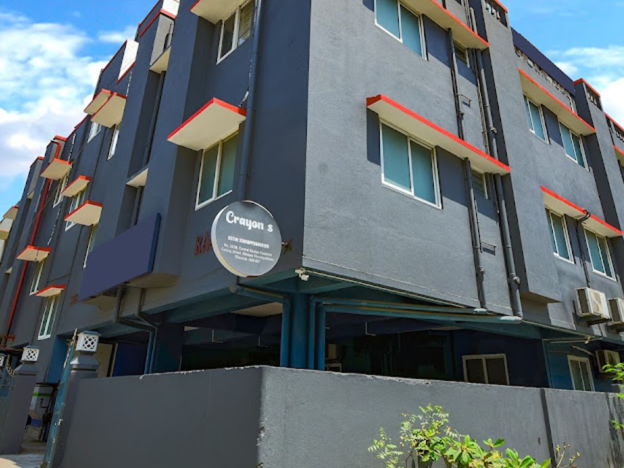 Crayons Hotel in Chennai