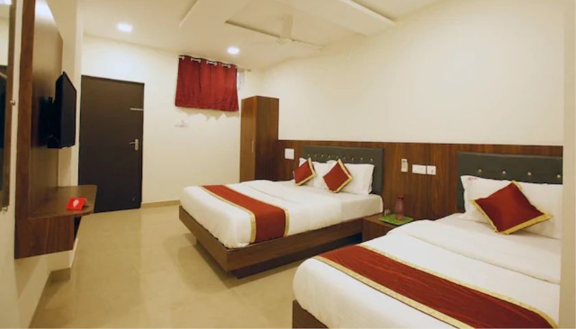 Hotel A K International Inn in Mangalore