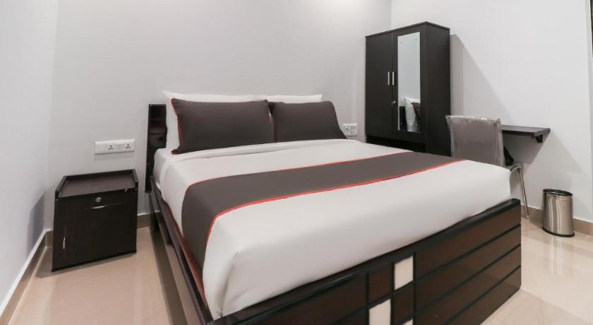 IRA Sathyajyothi Comforts in Bangalore