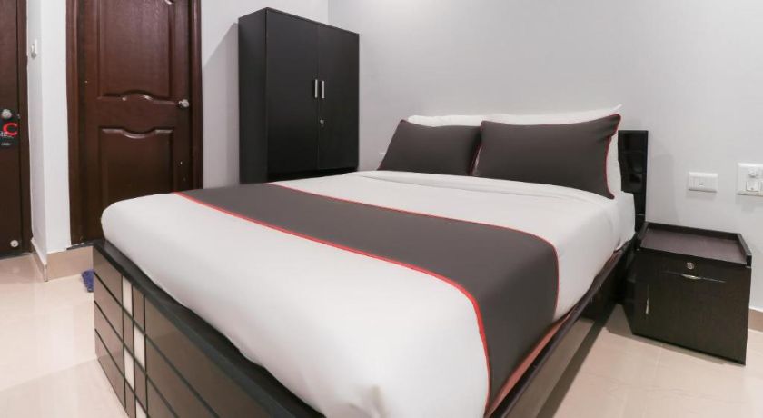 IRA Sathyajyothi Comforts in Bangalore