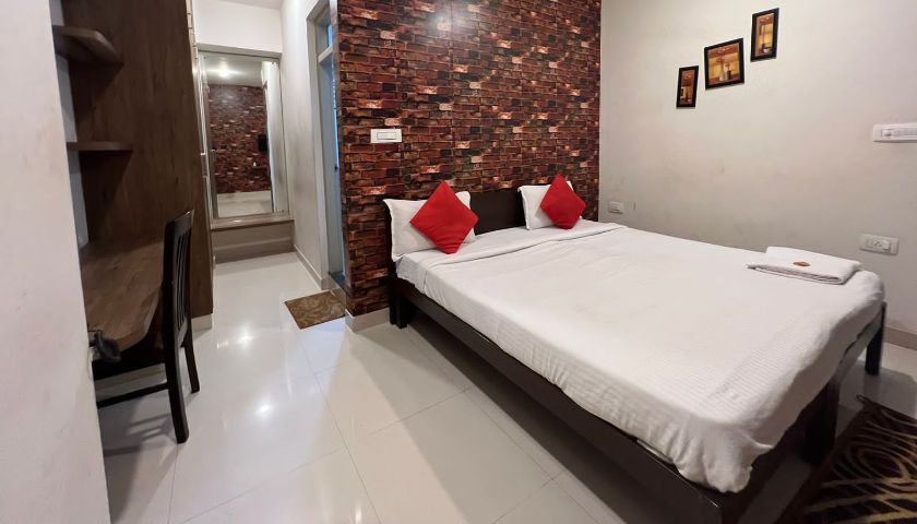 Kings Suites HRBR in Bangalore