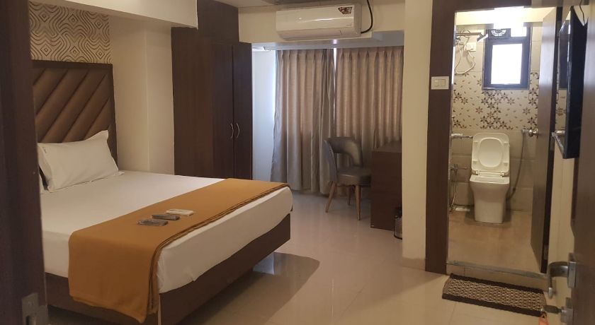 Hotel Godavari Inn in Mumbai