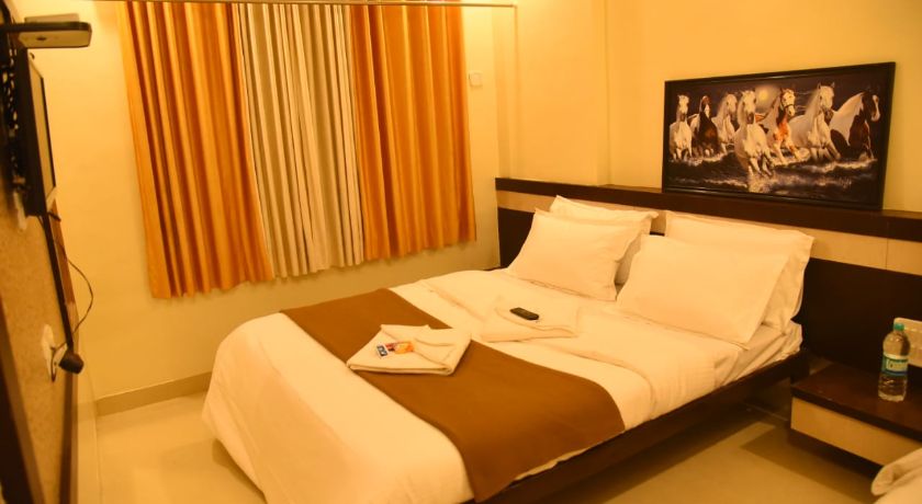 Hotel Sai Namo Palace in Shirdi