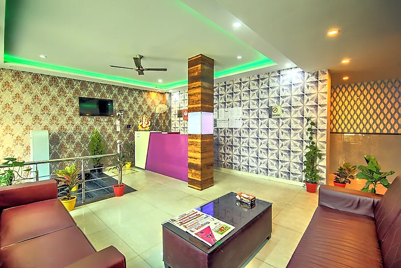 Hotel Smart Plaza in Delhi