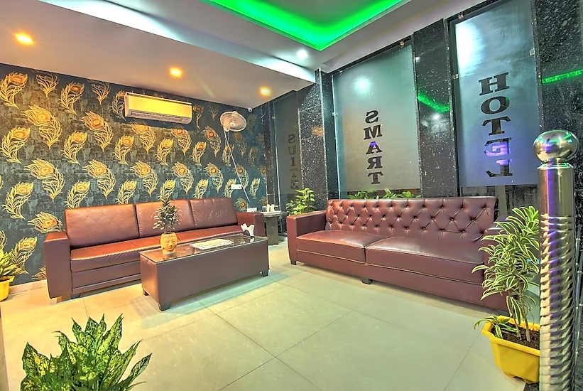 Hotel Smart Plaza in Delhi