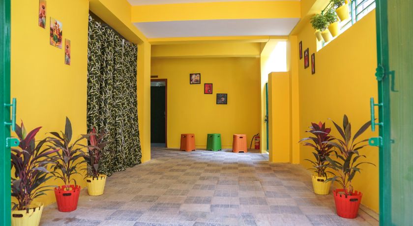 Hotel Yellow Bells in Hyderabad