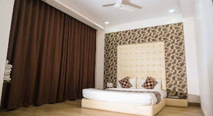 Hotel Saish in Shirdi