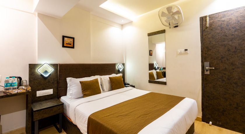 Hotel Larmont Luxury in Mumbai