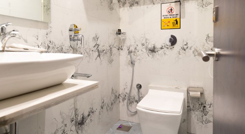 Hotel Larmont Luxury in Mumbai