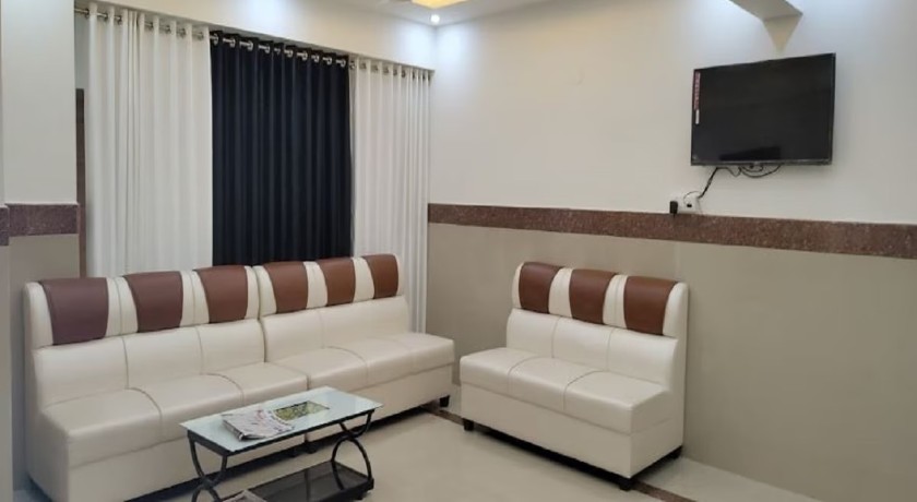 Hotel Dwaraka Boarding in Mangalore