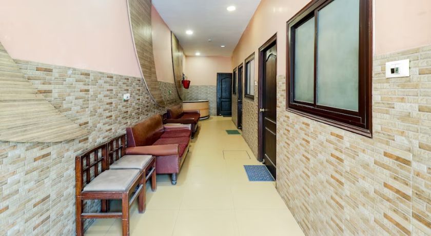 Hotel Sunrise in Lucknow