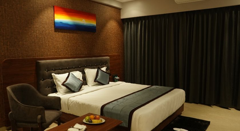 Alaukik Hotel in Shirdi