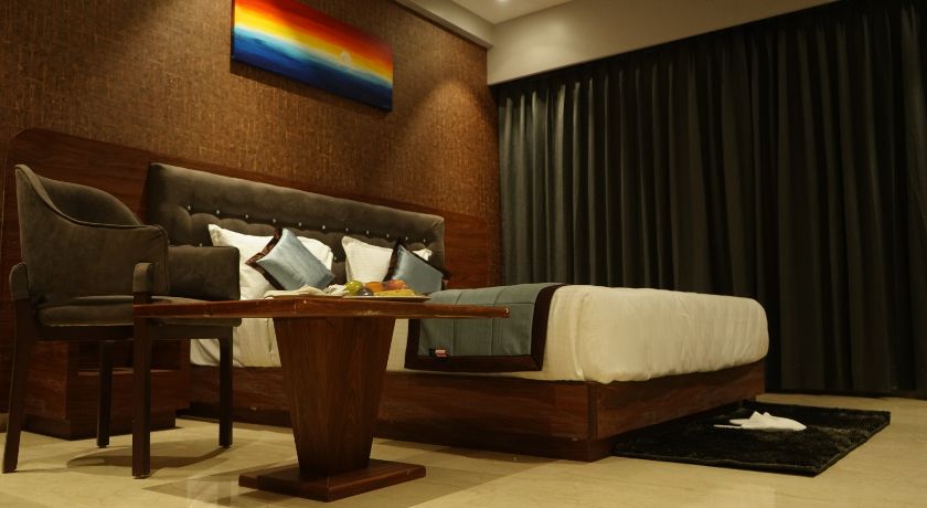 Alaukik Hotel in Shirdi