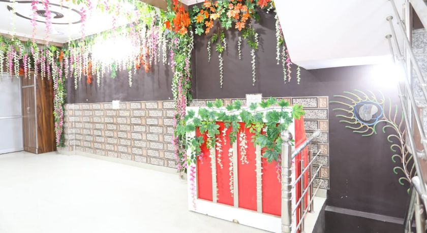 Hotel All In One in Delhi