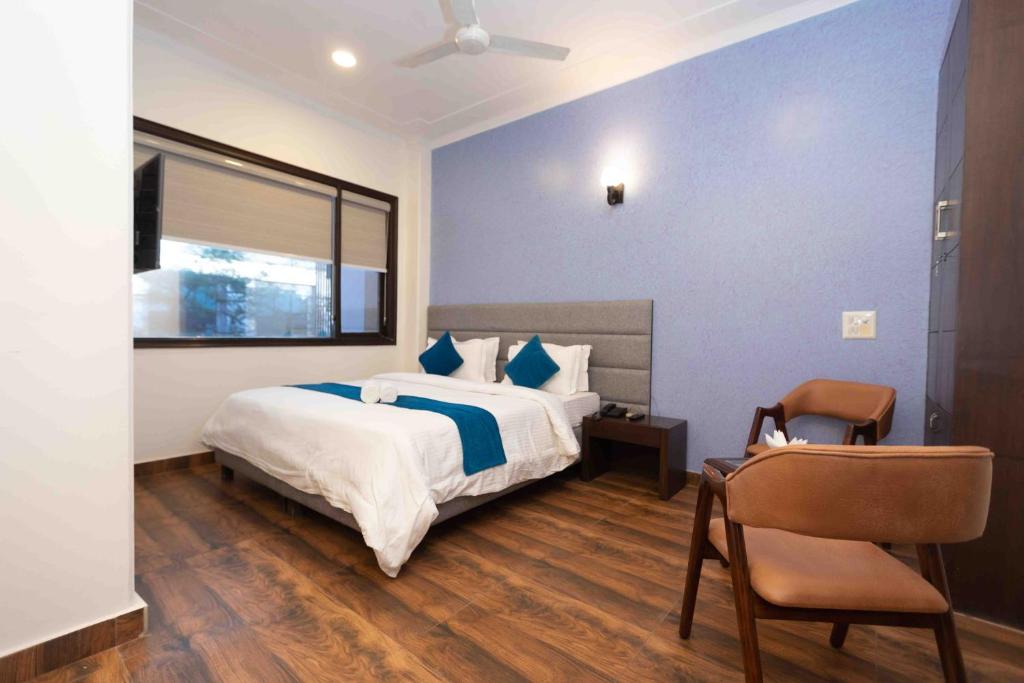 Hotel Plaza Residency in Gurgaon
