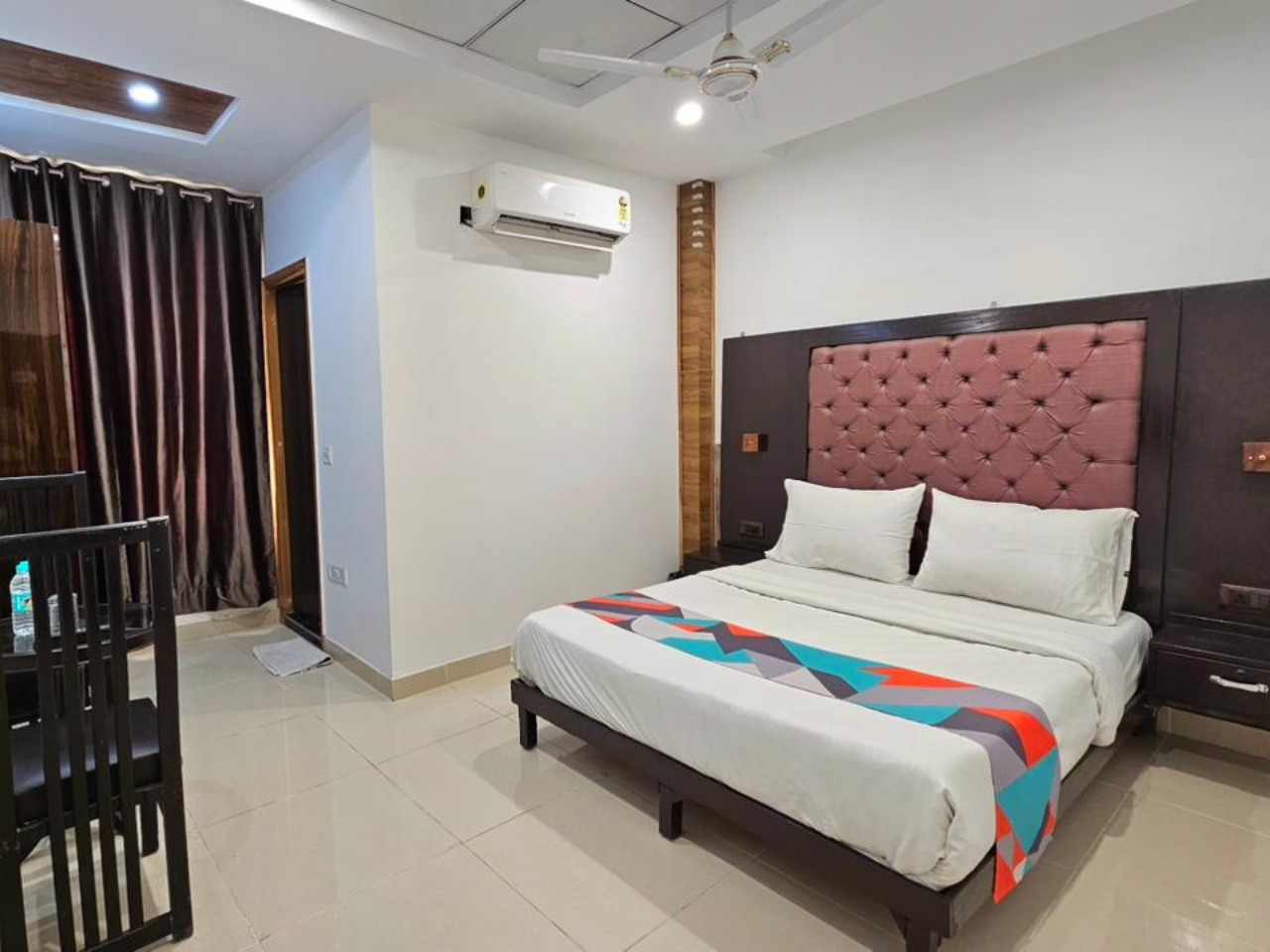 Hotel JPM The Oscar Hospitality in Delhi