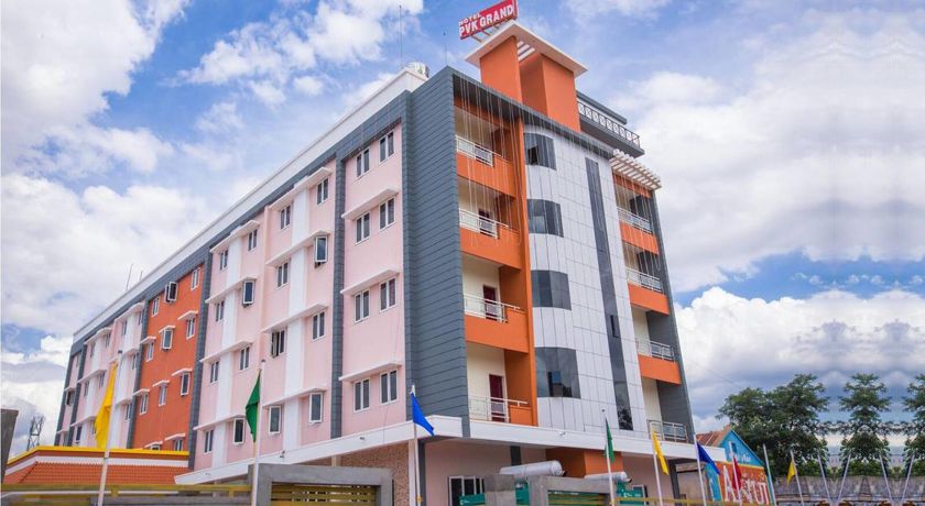 Hotel PVK  Grand in Dindigul