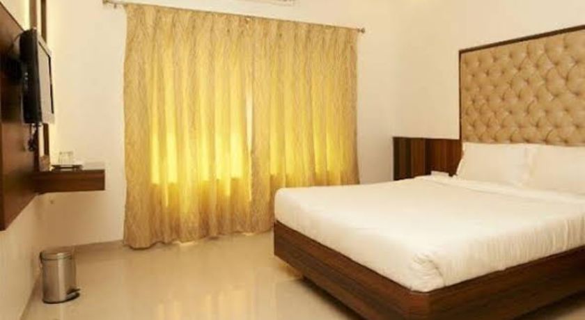 Hotel Satyan Inn in Shirdi