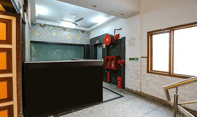 Hotel Prakash Continental in Delhi