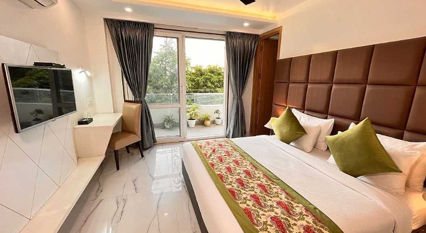 Hotel Ip Royal in Delhi