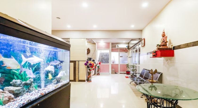 Hotel Suraj Inn in Surat