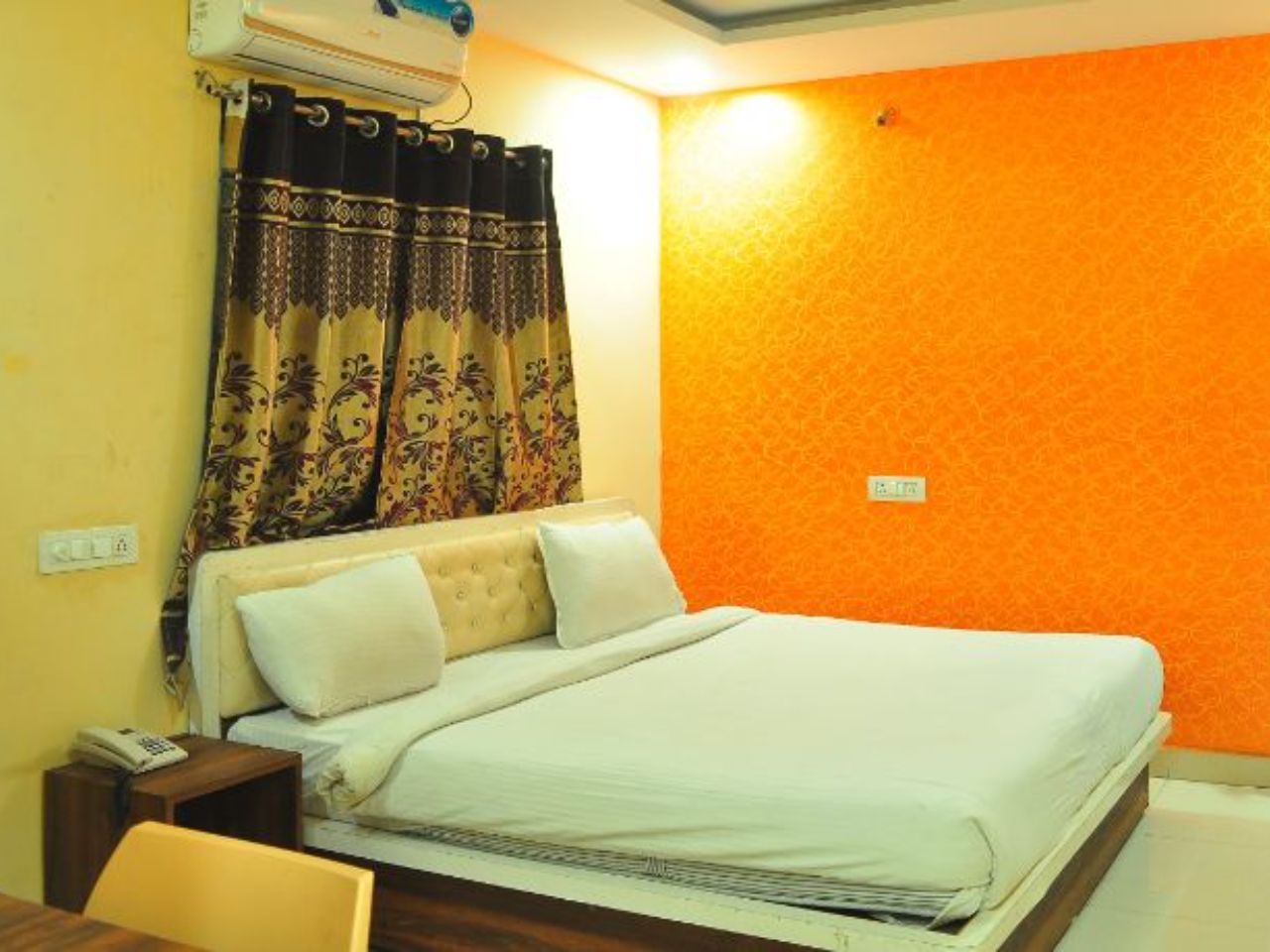Hotel Way Inn Familiar in Hyderabad