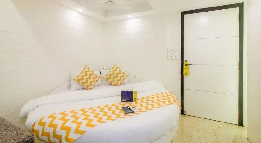 Hotel Blue Bell Residency in Thane