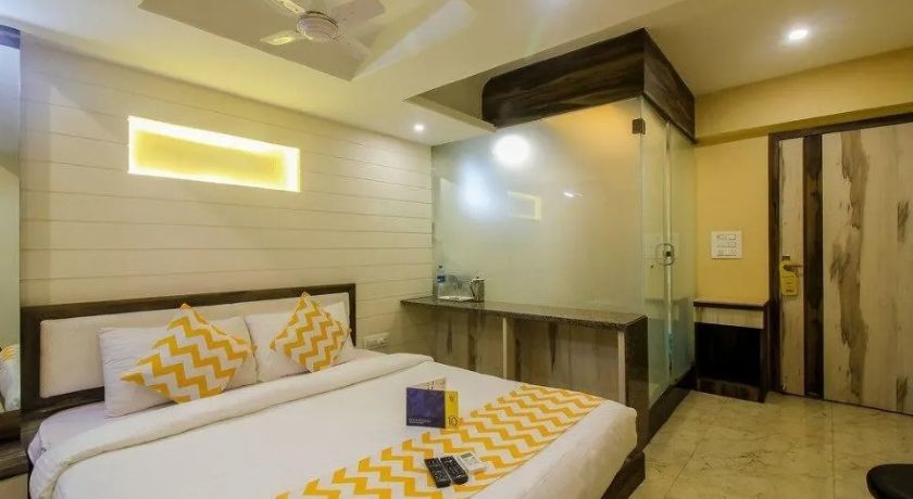 Hotel Blue Bell Residency in Thane
