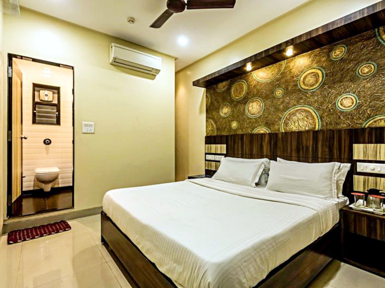 Hotel Shambhu Ji in Thane